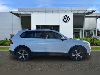 Used Volkswagen Tiguan 2017 for sale - 77364124: Photo