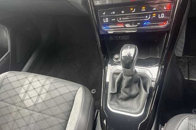 Used Volkswagen T-Roc 2022 for sale - 76133817: Photo 19