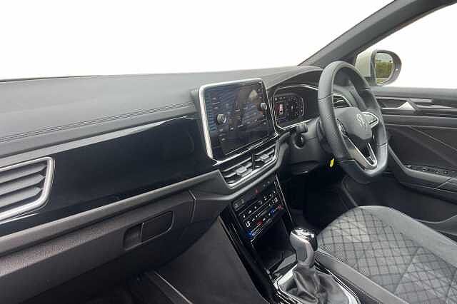 Used Volkswagen T-Roc 2022 for sale - 76133817: Photo 2