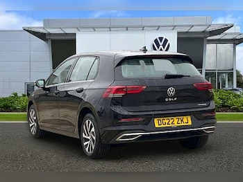 Used Volkswagen Golf 2022 for sale - 77085598: Photo