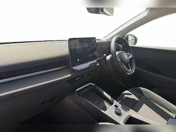 Used Volkswagen T-Roc 2026 for sale - 79661906: Photo