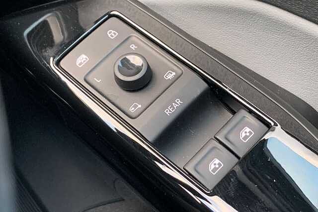 Used Volkswagen ID.3 2022 for sale - 76477398: Photo 31