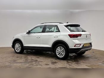 Used Volkswagen T-Roc 2023 for sale - 79673079: Photo