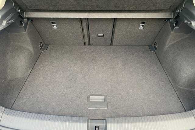 Used Volkswagen T-Roc 2021 for sale - 76157395: Photo 11