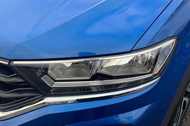 Used Volkswagen T-Roc 2021 for sale - 76157395: Photo 21