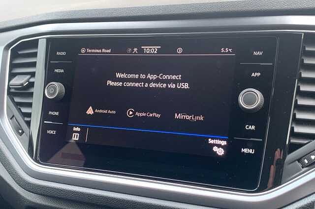Used Volkswagen T-Roc 2021 for sale - 76157395: Photo 26