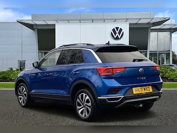 Used Volkswagen T-Roc 2021 for sale - 76157395: Photo 3