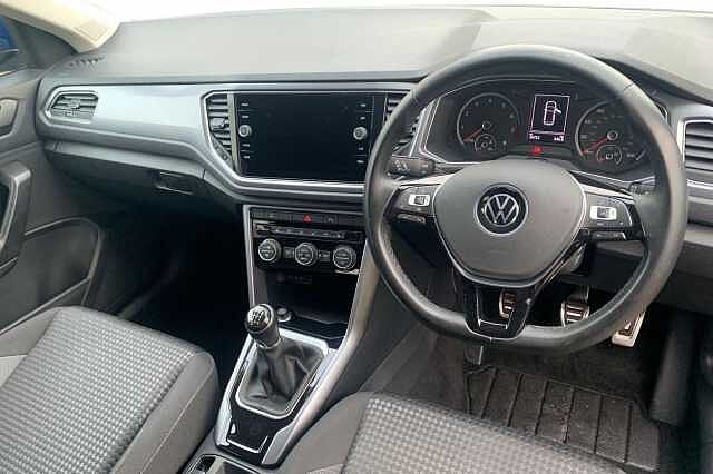 Used Volkswagen T-Roc 2021 for sale - 76157395: Photo 6