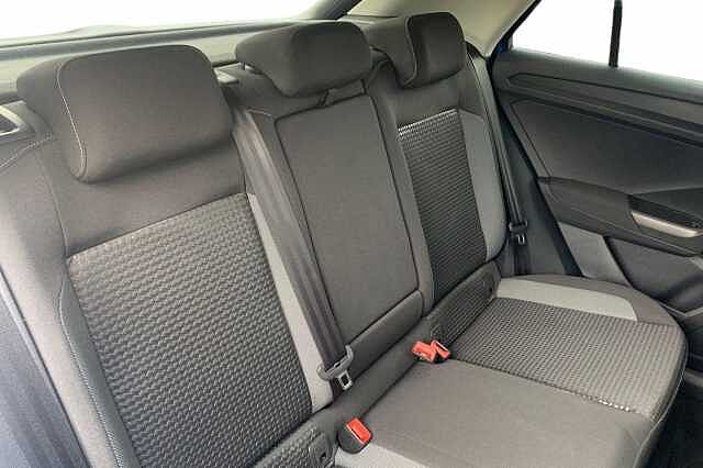 Used Volkswagen T-Roc 2021 for sale - 76157395: Photo 8