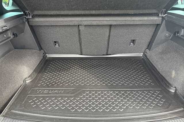 Used Volkswagen Tiguan 2017 for sale - 76536464: Photo 11