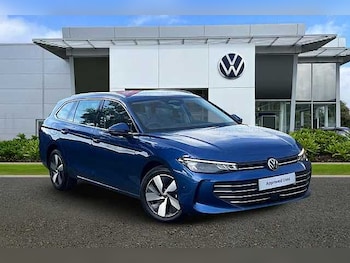 2025 (25) - 1.5 TSI eHybrid Life 5dr DSG