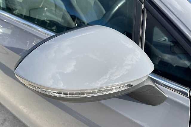 Used Volkswagen Golf 2023 for sale - 77656104: Photo 21