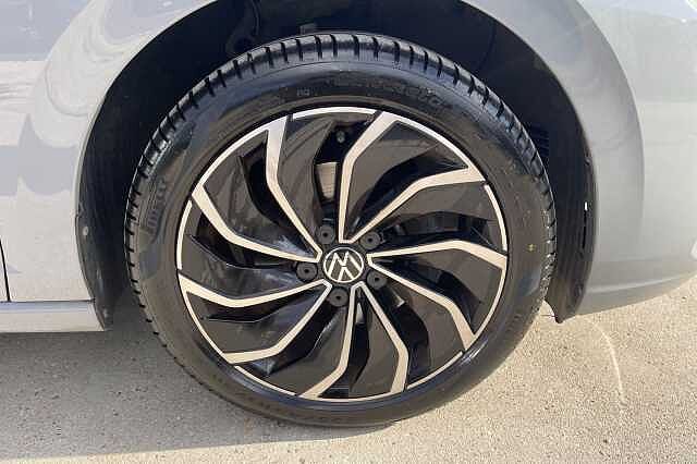 Used Volkswagen Golf 2023 for sale - 77656104: Photo 5