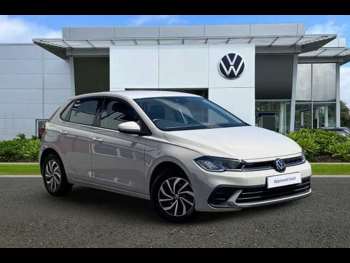 2022 (72) - MK6 Facelift (2021) 1.0 TSI 95PS Life 5-Door
