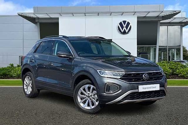 Used Volkswagen T-Roc 2025 for sale - 76211468: Photo 1