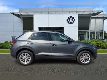 Used Volkswagen T-Roc 2025 for sale - 76211468: Photo 4