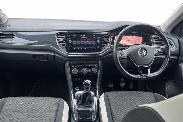 Used Volkswagen T-Roc 2018 for sale - 76211472: Photo 10
