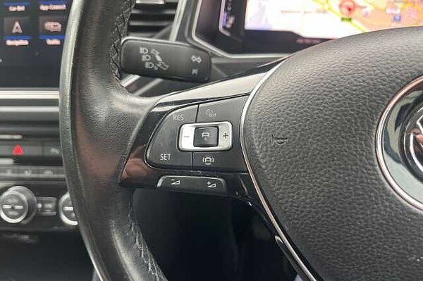 Used Volkswagen T-Roc 2018 for sale - 76211472: Photo 15