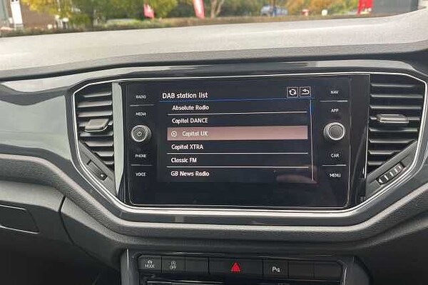Used Volkswagen T-Roc 2018 for sale - 76211472: Photo 24