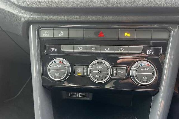 Used Volkswagen T-Roc 2018 for sale - 76211472: Photo 33