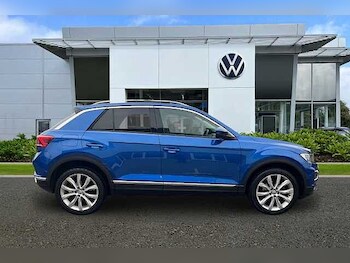 Used Volkswagen T-Roc 2018 for sale - 76211472: Photo 4