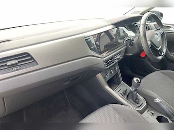 Used Volkswagen Polo 2019 for sale - 77529322: Photo