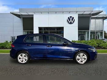 Used Volkswagen Golf 2022 for sale - 77007912: Photo