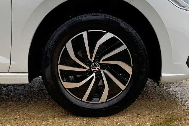 Used Volkswagen Polo 2023 for sale - 76769018: Photo 5