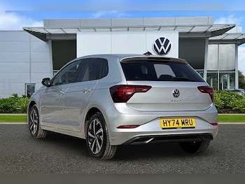 Used Volkswagen Polo 2024 for sale - 77735507: Photo