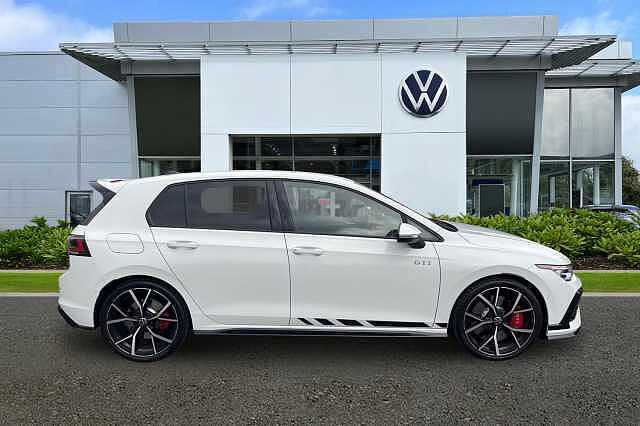 Used Volkswagen Golf 2025 for sale - 76436608: Photo 4