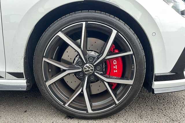 Used Volkswagen Golf 2025 for sale - 76436608: Photo 5