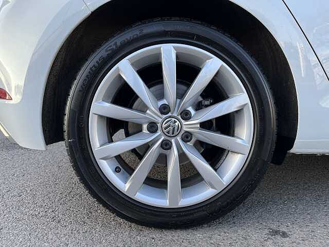 Used Volkswagen Golf 2018 for sale - 77555429: Photo 5