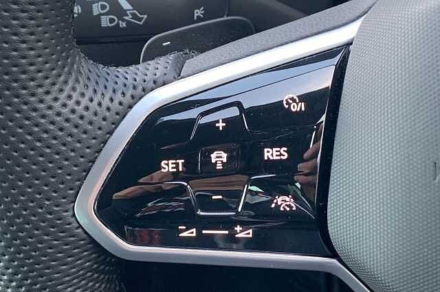 Used Volkswagen Tiguan 2023 for sale - 75524118: Photo 15