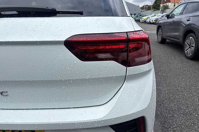 Used Volkswagen T-Roc 2022 for sale - 76357489: Photo 22