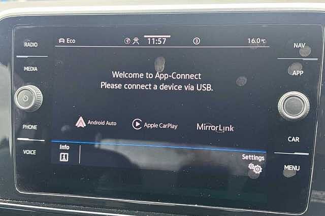 Used Volkswagen T-Roc 2022 for sale - 76357489: Photo 26