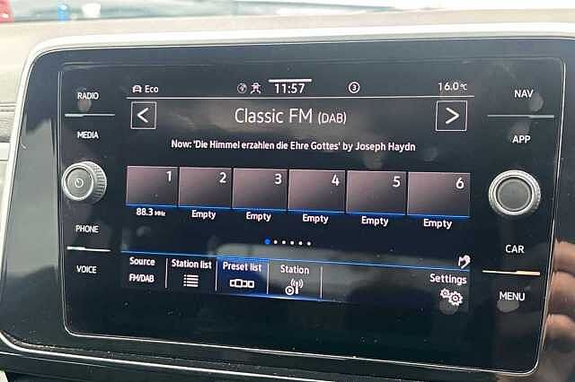 Used Volkswagen T-Roc 2022 for sale - 76357489: Photo 27