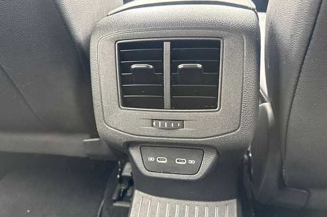 Used Volkswagen T-Roc 2022 for sale - 76357489: Photo 33