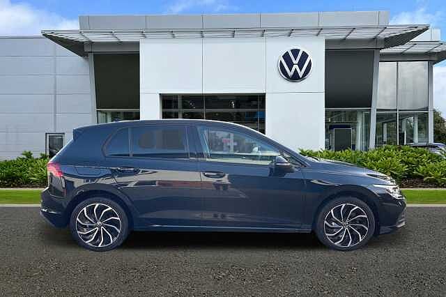 Used Volkswagen Golf 2024 for sale - 75730252: Photo 4