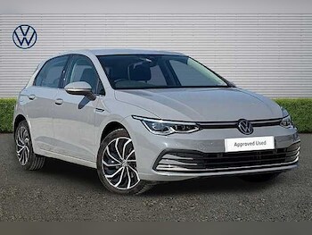 Used Volkswagen Golf 2024 for sale - 78124897: Photo