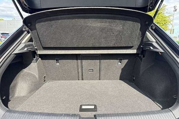 Used Volkswagen T-Roc 2022 for sale - 76211467: Photo 11