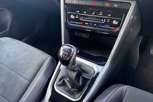 Used Volkswagen T-Roc 2022 for sale - 76211467: Photo 19