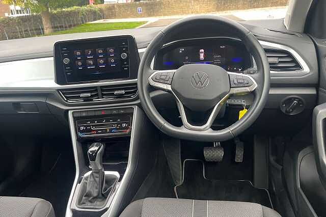 Used Volkswagen T-Roc 2023 for sale - 76040458: Photo 14