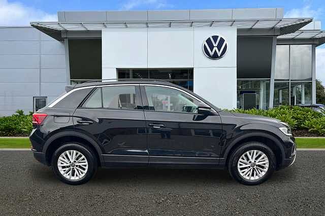 Used Volkswagen T-Roc 2023 for sale - 76040458: Photo 4