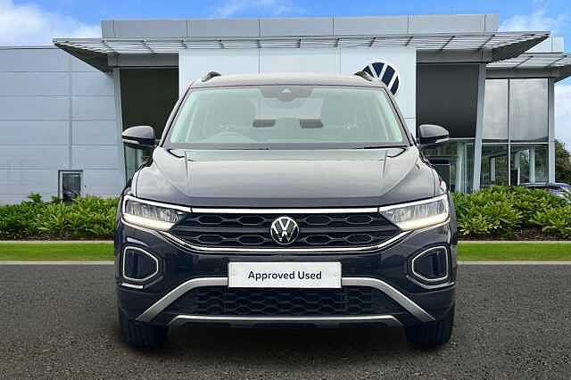 Used Volkswagen T-Roc 2023 for sale - 76040458: Photo 7