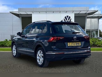 Used Volkswagen Tiguan 2023 for sale - 77968300: Photo