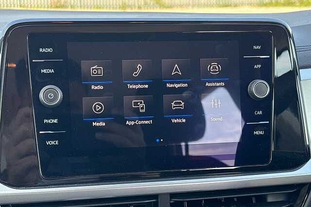 Used Volkswagen T-Roc 2024 for sale - 76157397: Photo 13
