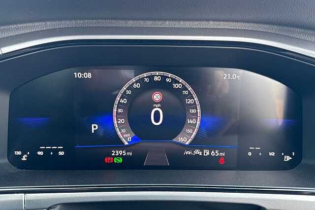 Used Volkswagen T-Roc 2024 for sale - 76157397: Photo 18