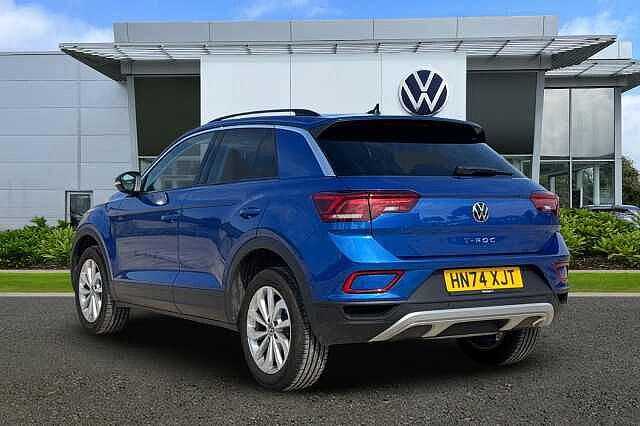 Used Volkswagen T-Roc 2024 for sale - 76157397: Photo 3