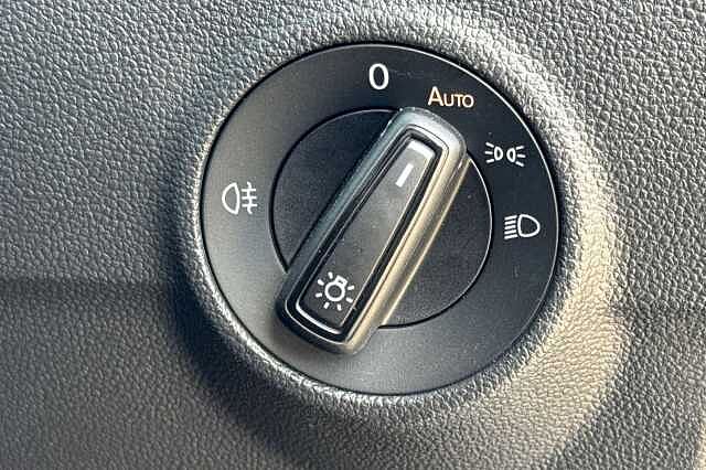 Used Volkswagen T-Roc 2024 for sale - 76157397: Photo 31