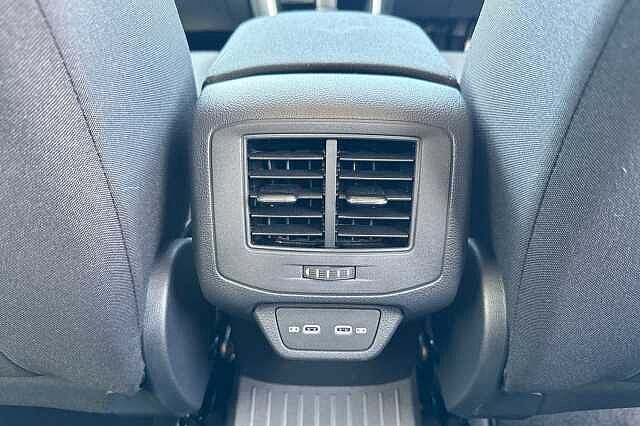 Used Volkswagen T-Roc 2024 for sale - 76157397: Photo 32